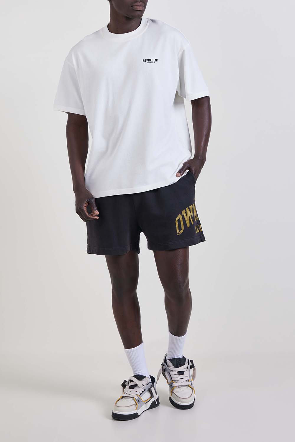 מכנסי ג'וגר קצרים